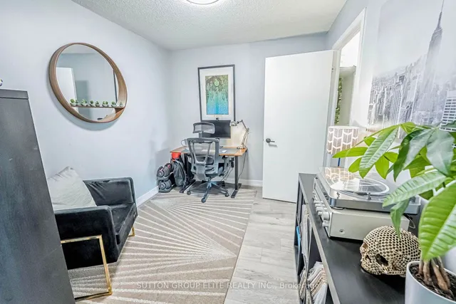 Additional image 33 of 38 Dan Leckie Way Unit 1611