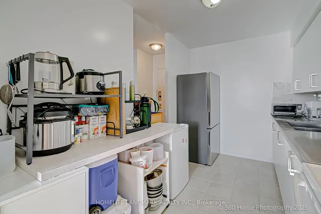 Additional image 11 of 100 Dundalk Dr Unit 605