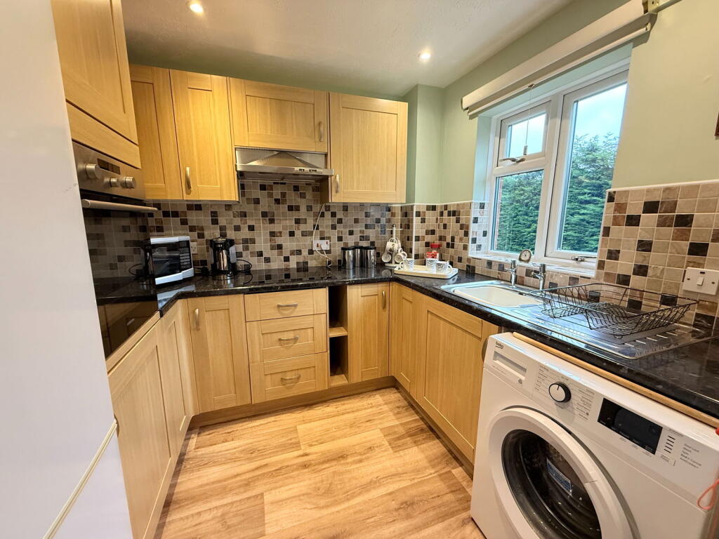 Additional image 4 of Oak Tree Court, Pembroke Way, Hall Green