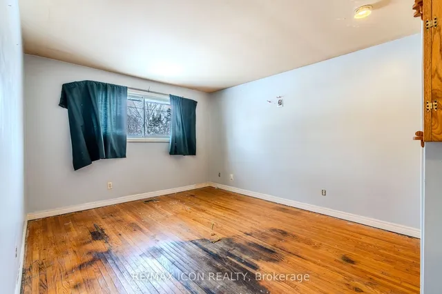 Additional image 6 of 263 Fergus Ave