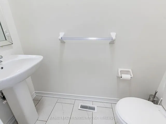 Additional image 16 of 60 Block Rd