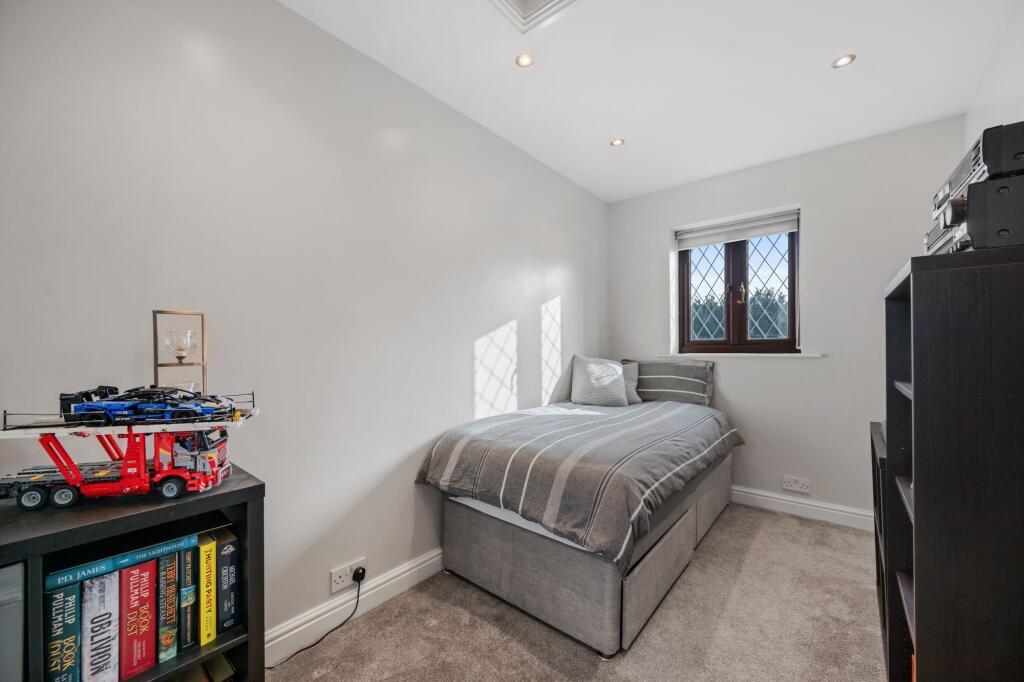 Additional image 31 of Leigh Close, Tottington, BL8