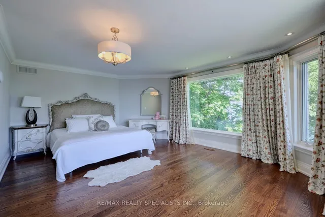 Additional image 32 of 4038 Lakeshore Rd