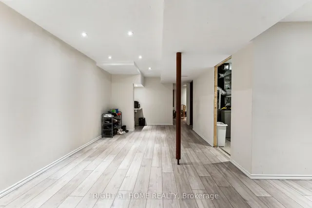 Additional image 35 of 108 Goldenlight Circ