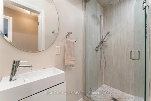 Additional image 30 of 14 Grovetree Pl