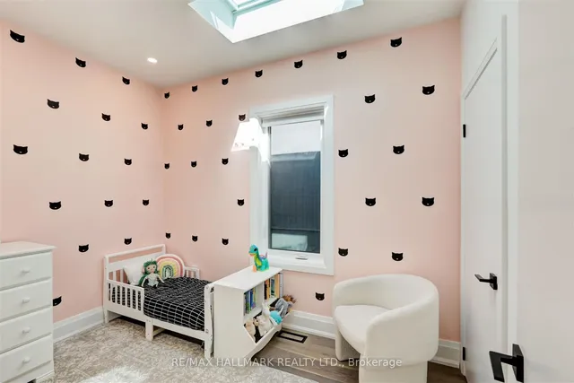 Additional image 31 of 46 Borden St