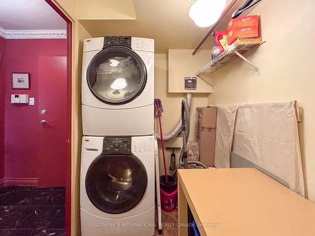 Additional image 38 of 130 Carlton St Unit 906