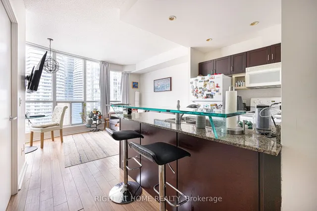 Additional image 3 of 208 Queens Quay Unit 2113