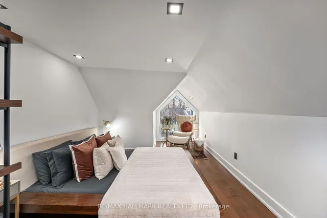 Additional image 16 of 13 Woodfield Rd