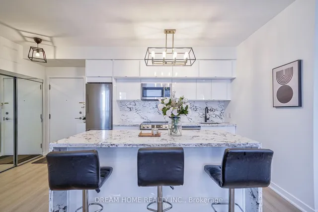 Additional image 6 of 295 Adelaide St Unit 3610