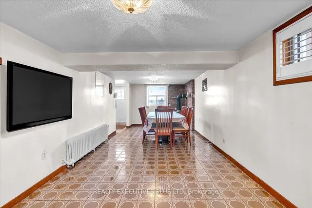 Additional image 29 of 30 Venn Cres