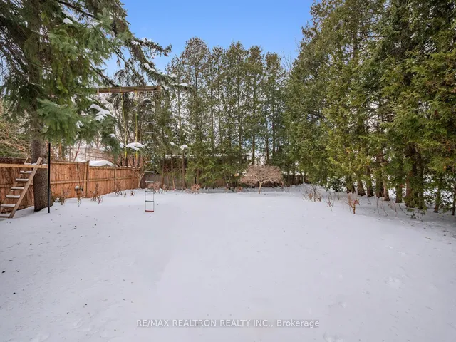 Additional image 32 of 28 Graymar Ave