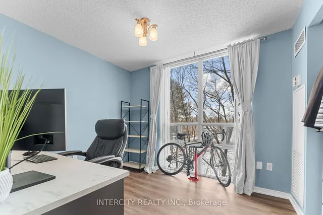 Additional image 20 of 17 Michael Power Pl Unit 413