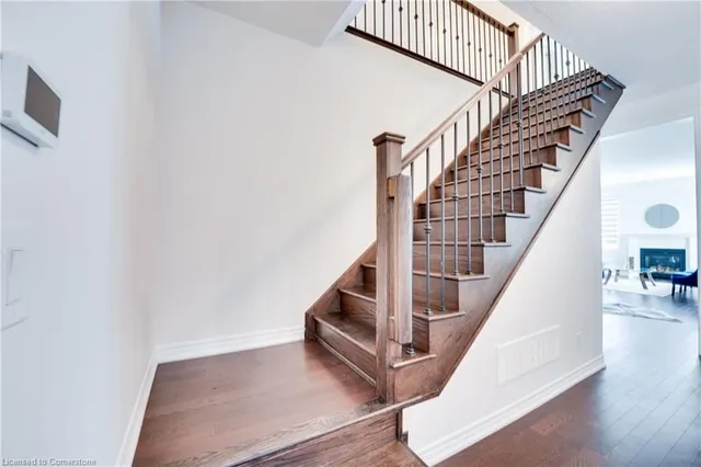 Additional image 16 of 516 Beckview Cres