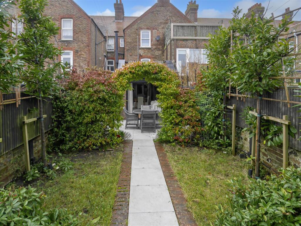 Additional image 28 of Pier Road, Littlehampton