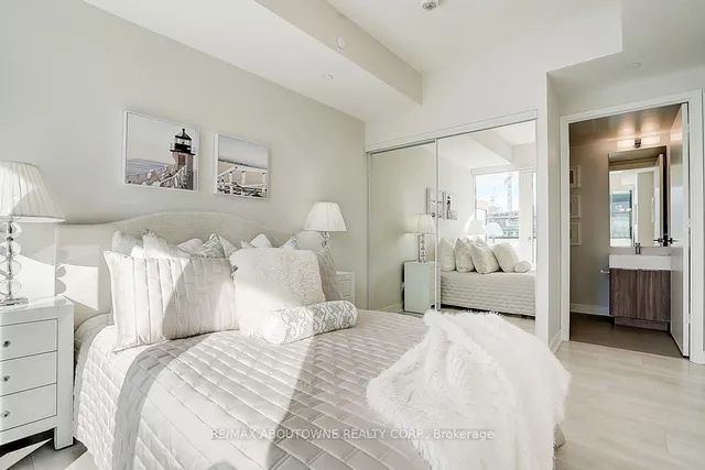 Additional image 28 of 180 Mill St Unit S808