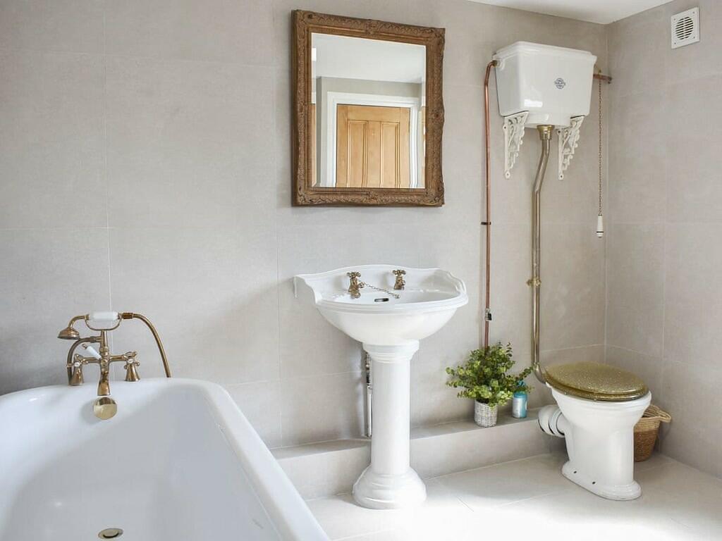 Additional image 15 of High Street, Gilling West