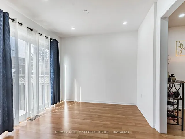 Additional image 22 of 46 MCCLEAVE Cres