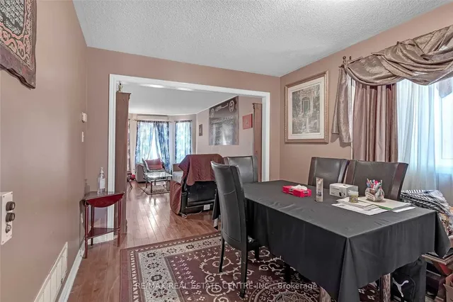 Additional image 7 of 21 Sprucelands Ave