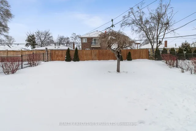 Additional image 29 of 31 Guiness Ave