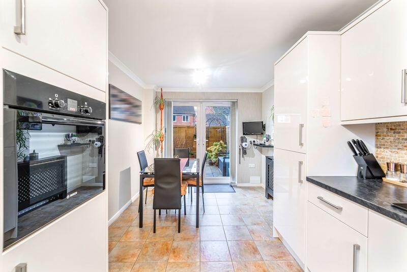 Additional image 8 of Oaktree Place, St Georges - FABULOUS SEMI