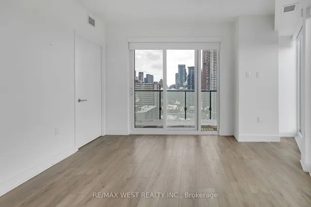 Additional image 15 of 575 Bloor St Unit 2102