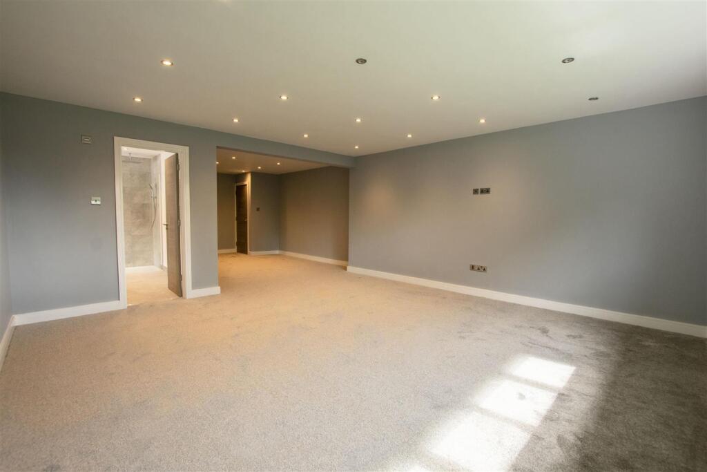 Additional image 19 of Rednal Road, Birmingham, B38