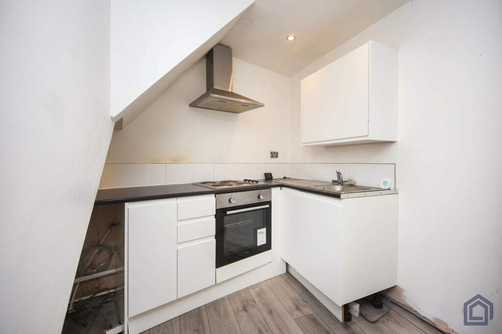 Additional image 4 of High Street, Studley, B80