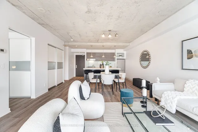 Additional image 16 of 55 Stewart St Unit 823