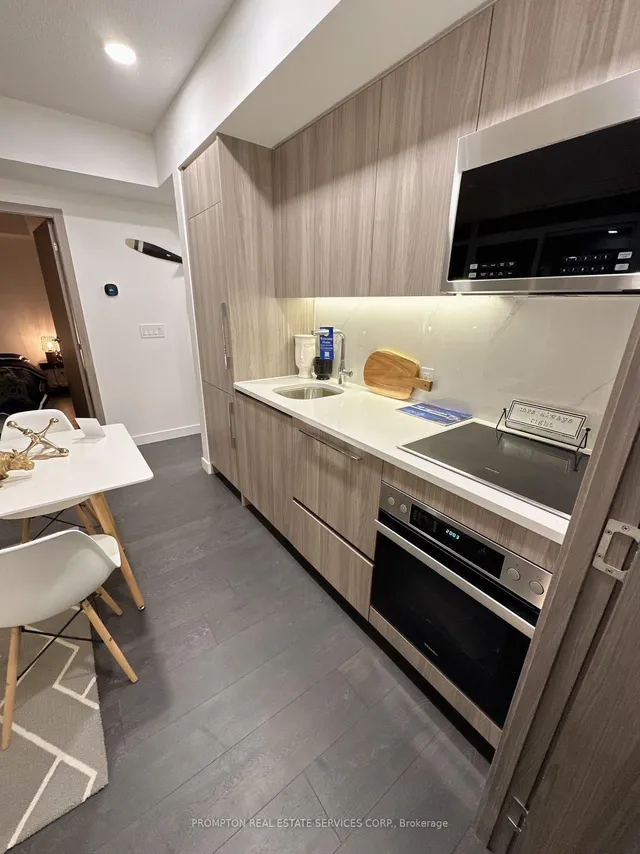 Additional image 20 of 38 WIDMER St Unit 2908