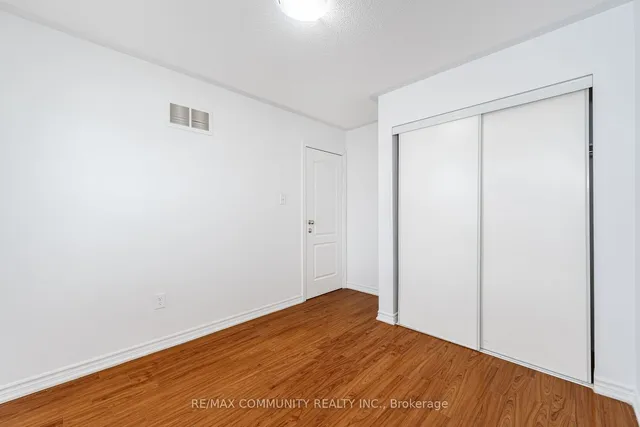 Additional image 26 of 5 Brilliant Crt