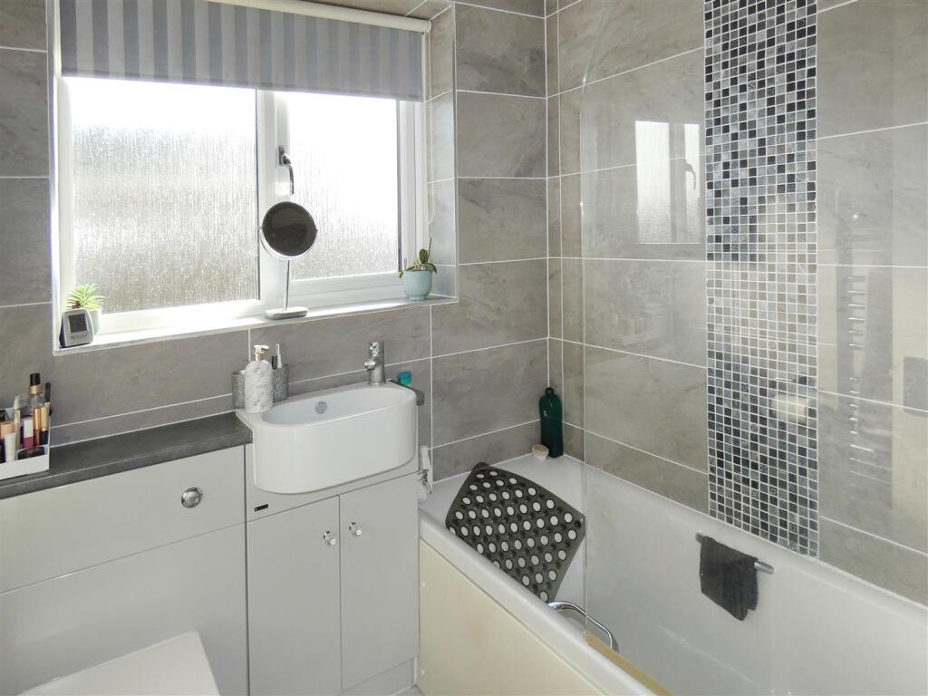 Additional image 7 of Spinnaker Close, Littlehampton