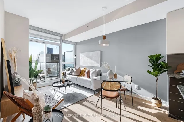 8 Fieldway Rd Unit 403
