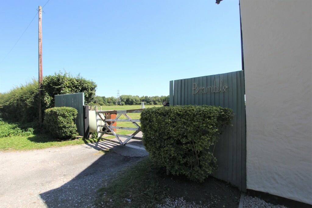 Additional image 20 of Ferry Lane, Higher Ferry, Chester, Flintshire, CH1