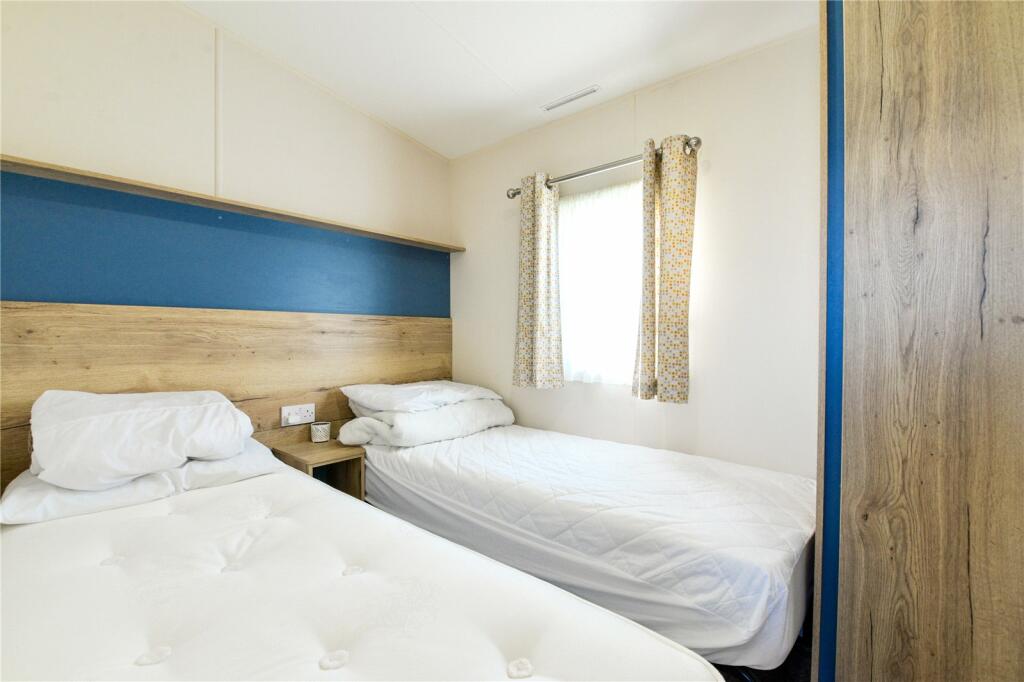 Additional image 11 of Naish Common, Hoburne Naish Holiday Park, Barton On Sea, Hampshire, BH25