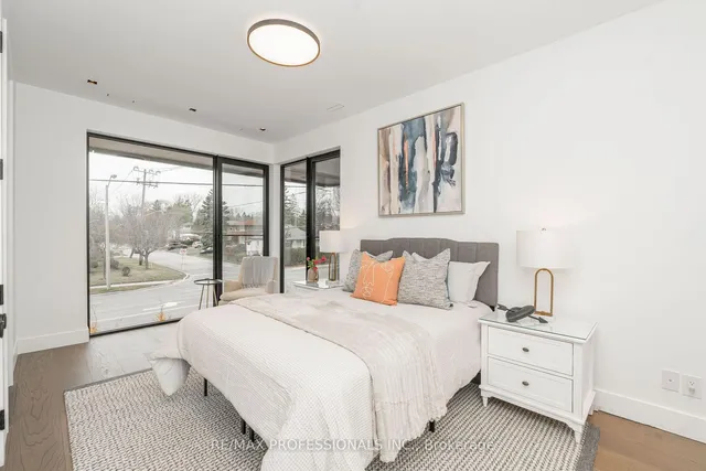 Additional image 25 of 21 Tyre Ave
