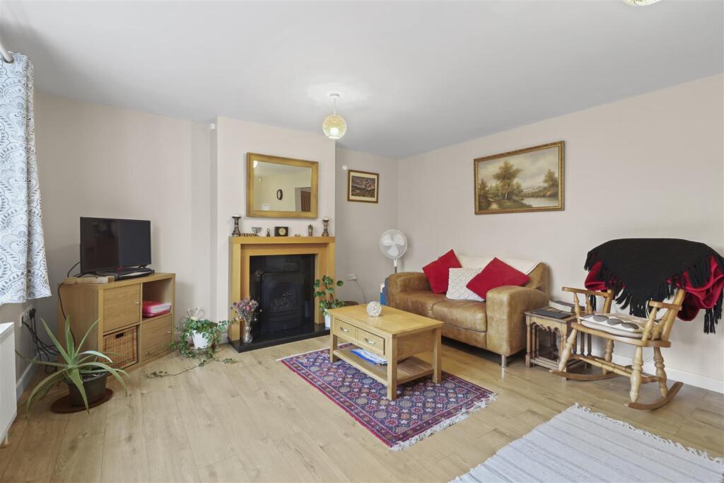 Additional image 3 of Hawthylands Crescent, Hailsham