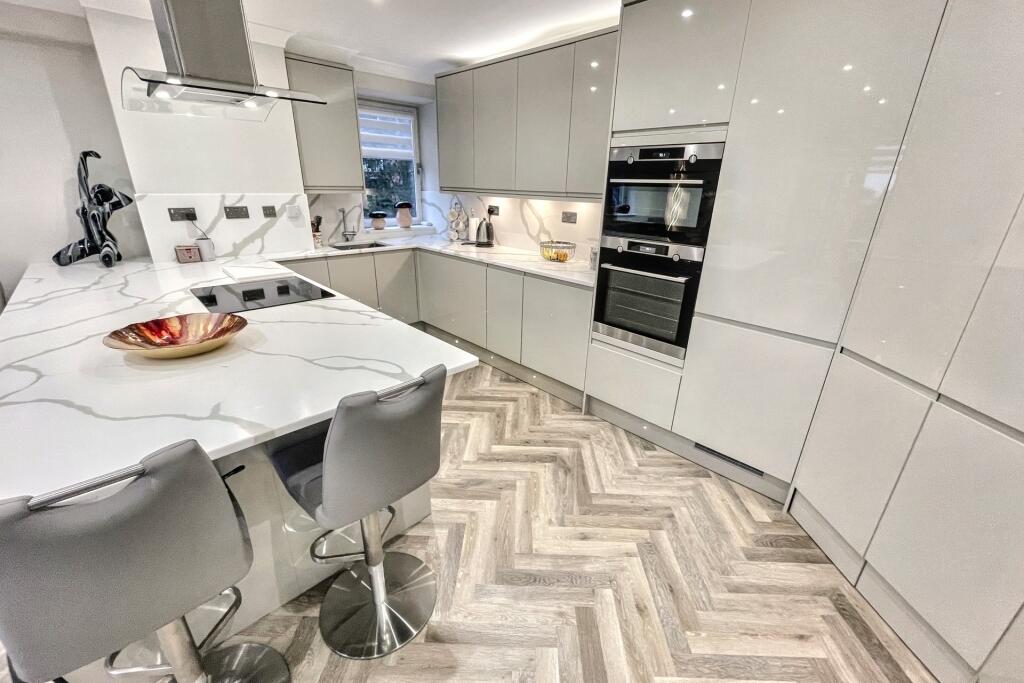 Additional image 10 of East Cliff