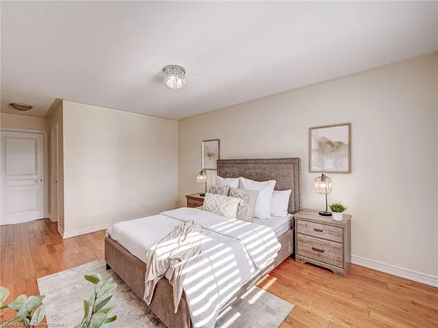 Additional image 27 of 106 Naperton Dr