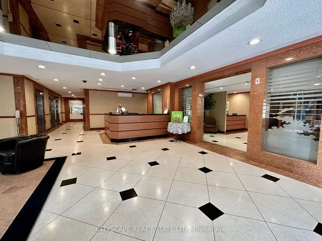 Additional image 20 of 633 Bay St Unit 922