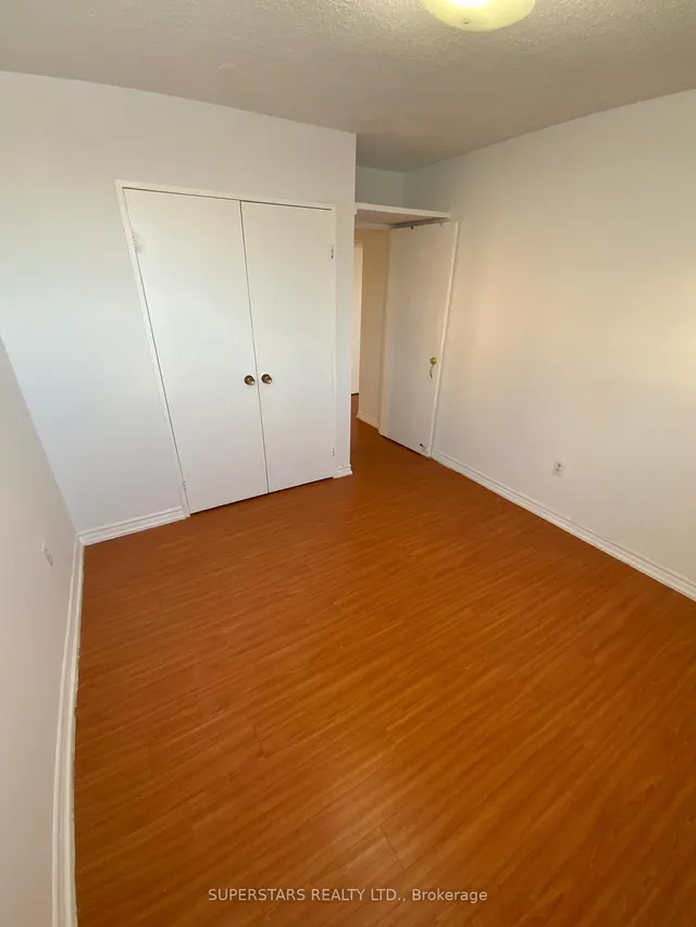 Additional image 6 of 100 Dundalk Dr Unit 403