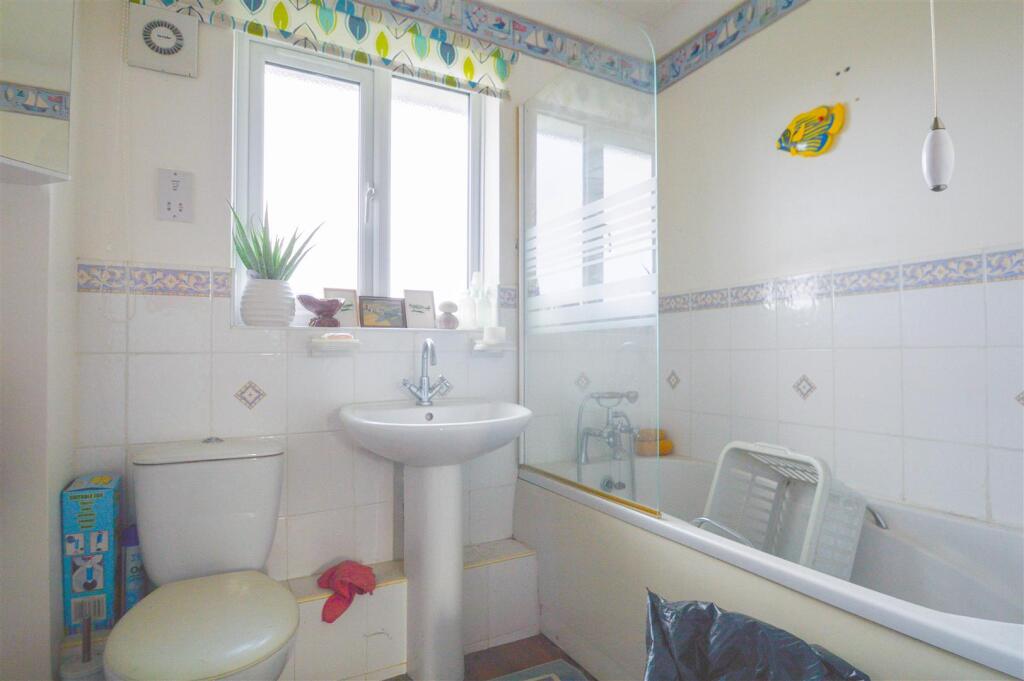 Additional image 8 of Burnt House Close, Haverhill