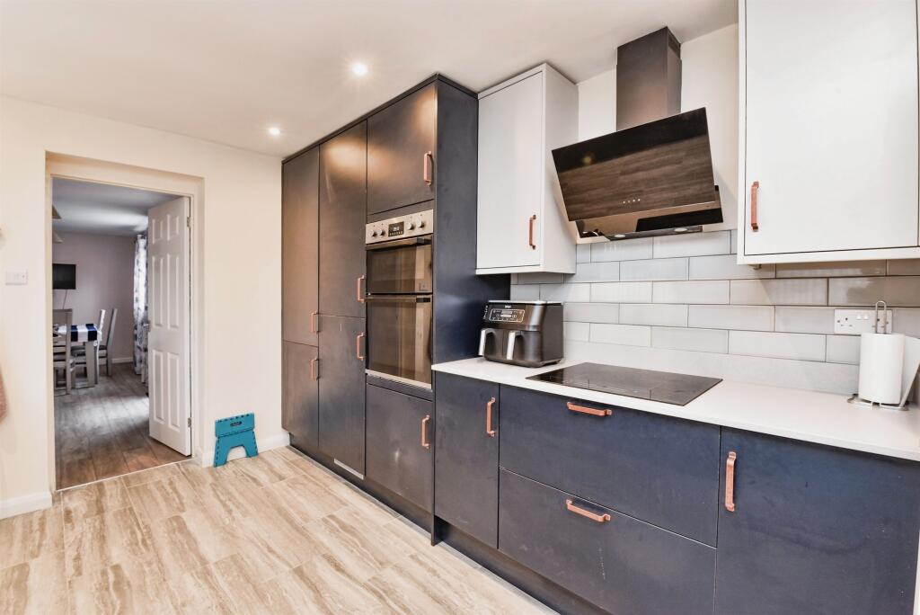 Additional image 5 of Rosefield Way, Westbury