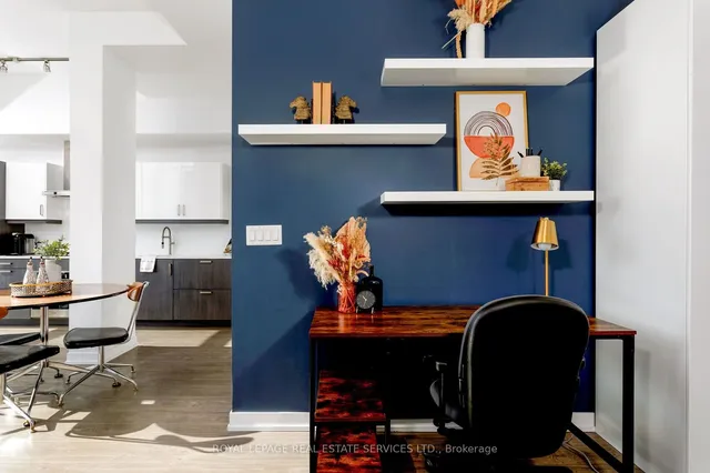 Additional image 27 of 36 Howard Park Ave Unit 801