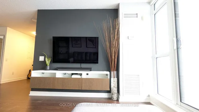 Additional image 8 of 121 McMahon Dr Unit 303