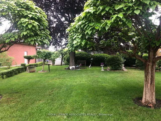 Additional image 35 of 89 Portage Ave