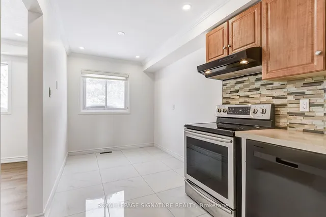 Additional image 22 of 200 Murison Blvd Unit 2