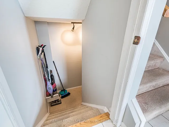 Additional image 40 of 24 Brisbane Crt Unit 27