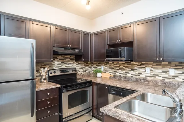 Additional image 16 of 1340 Main St Unit 208