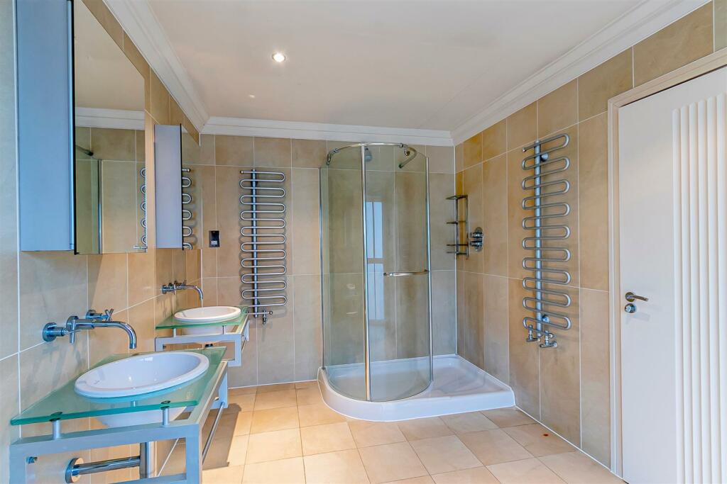 Additional image 12 of Links Road, Poole